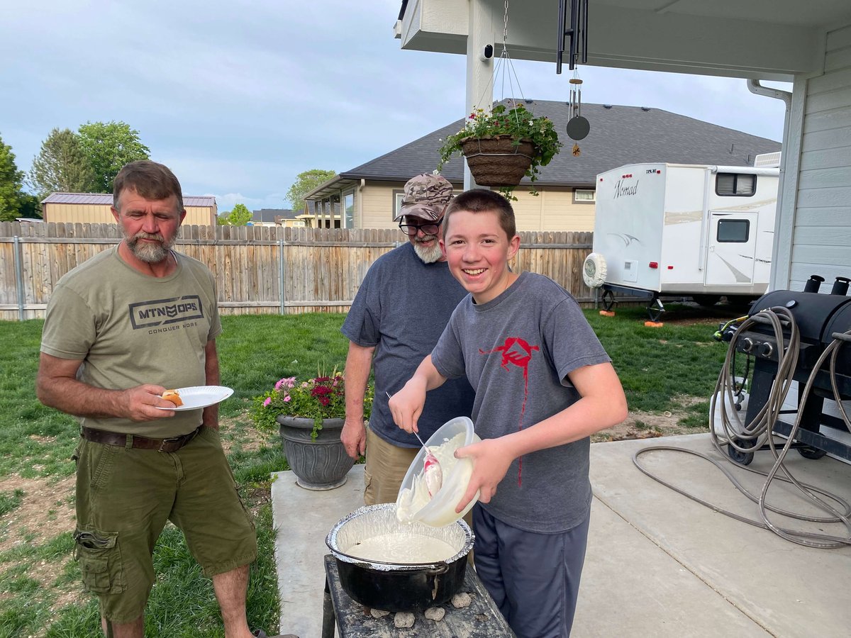 Dutch Oven Dessert Cooking